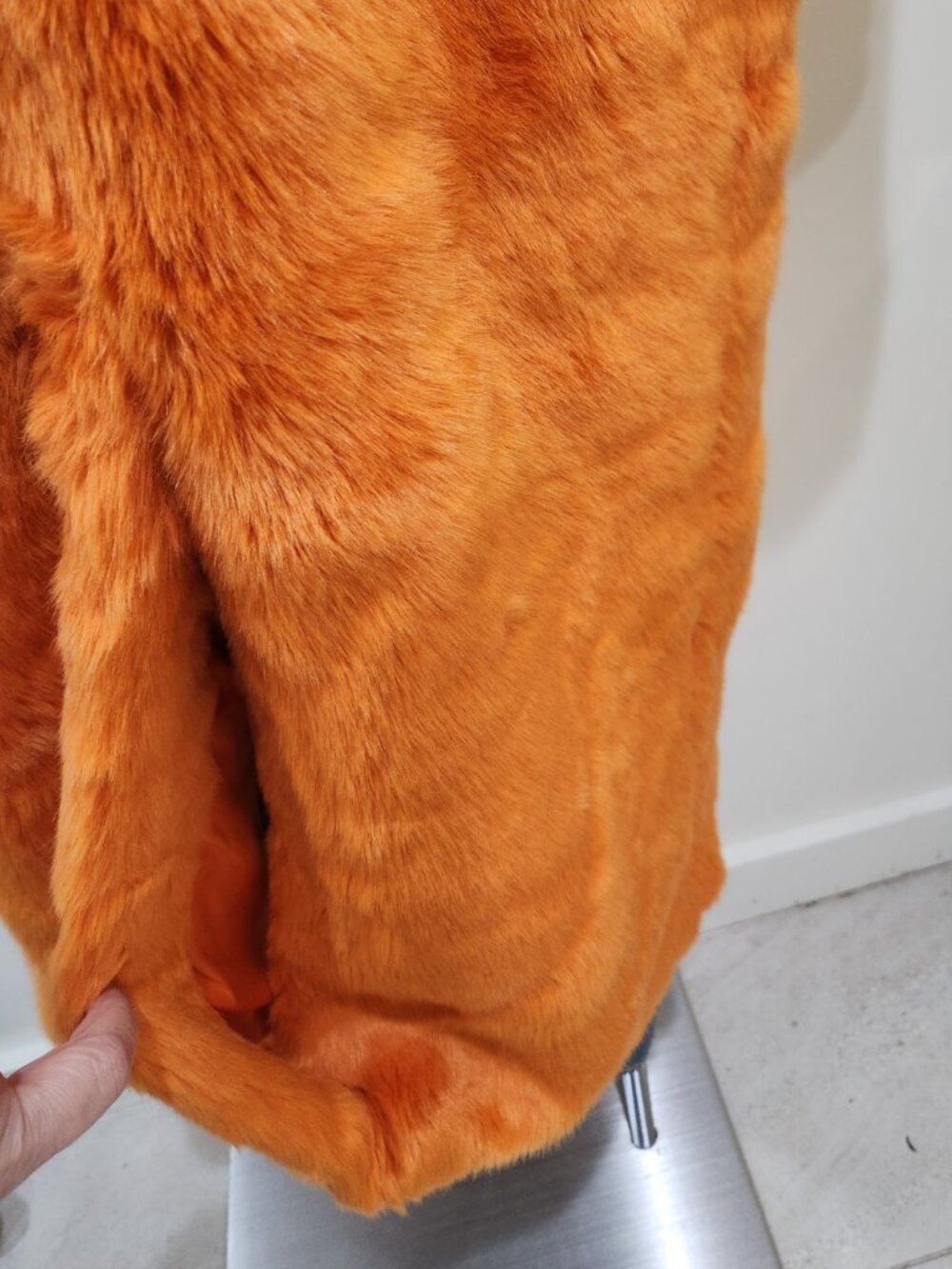 💥SHOWSTOPPER!💥Luxurious Faux Fur Longline Double Breasted Coat in Tangerine - Picture 11 of 16